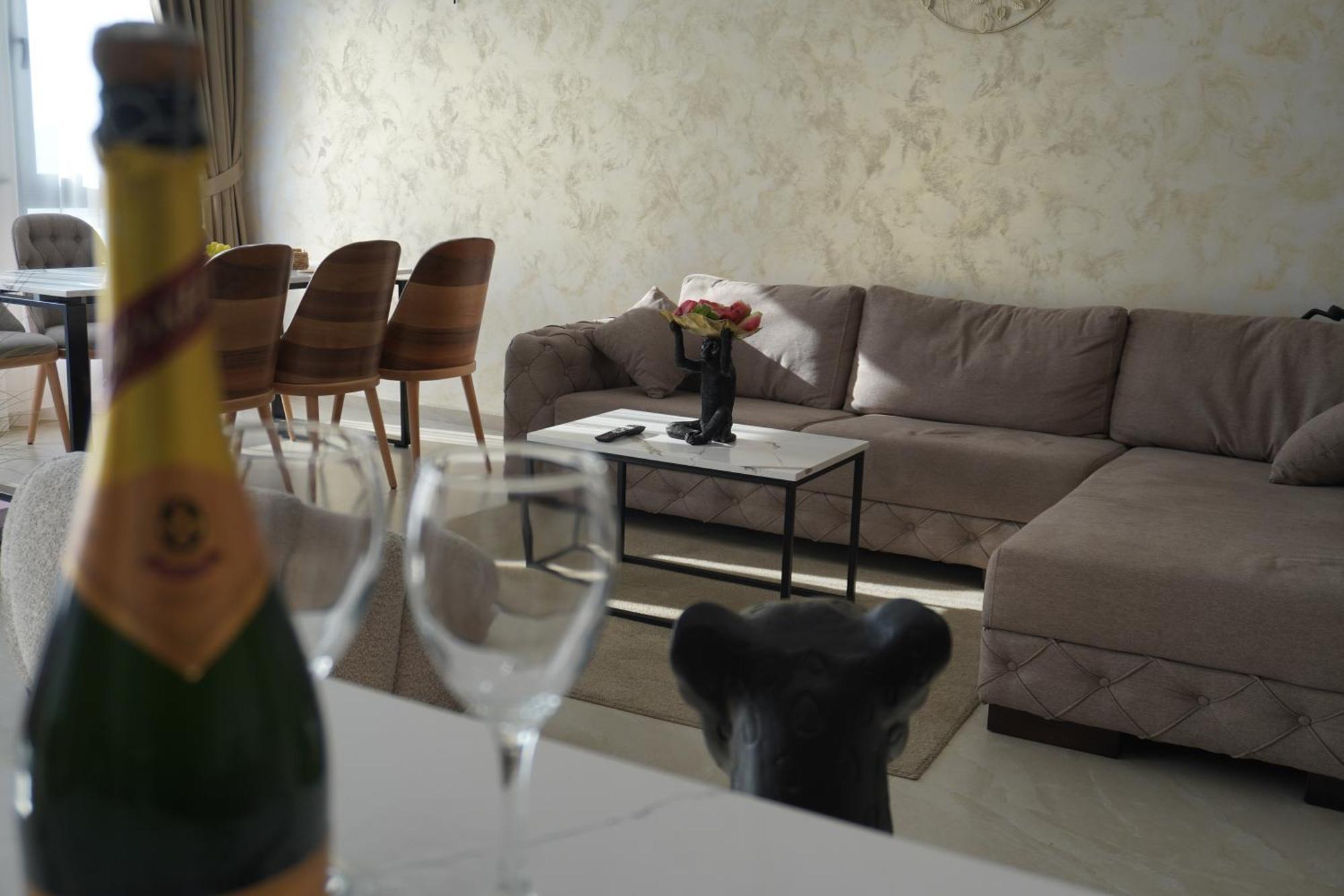 Vienna Luxury Apartments Dobra Voda Exteriör bild