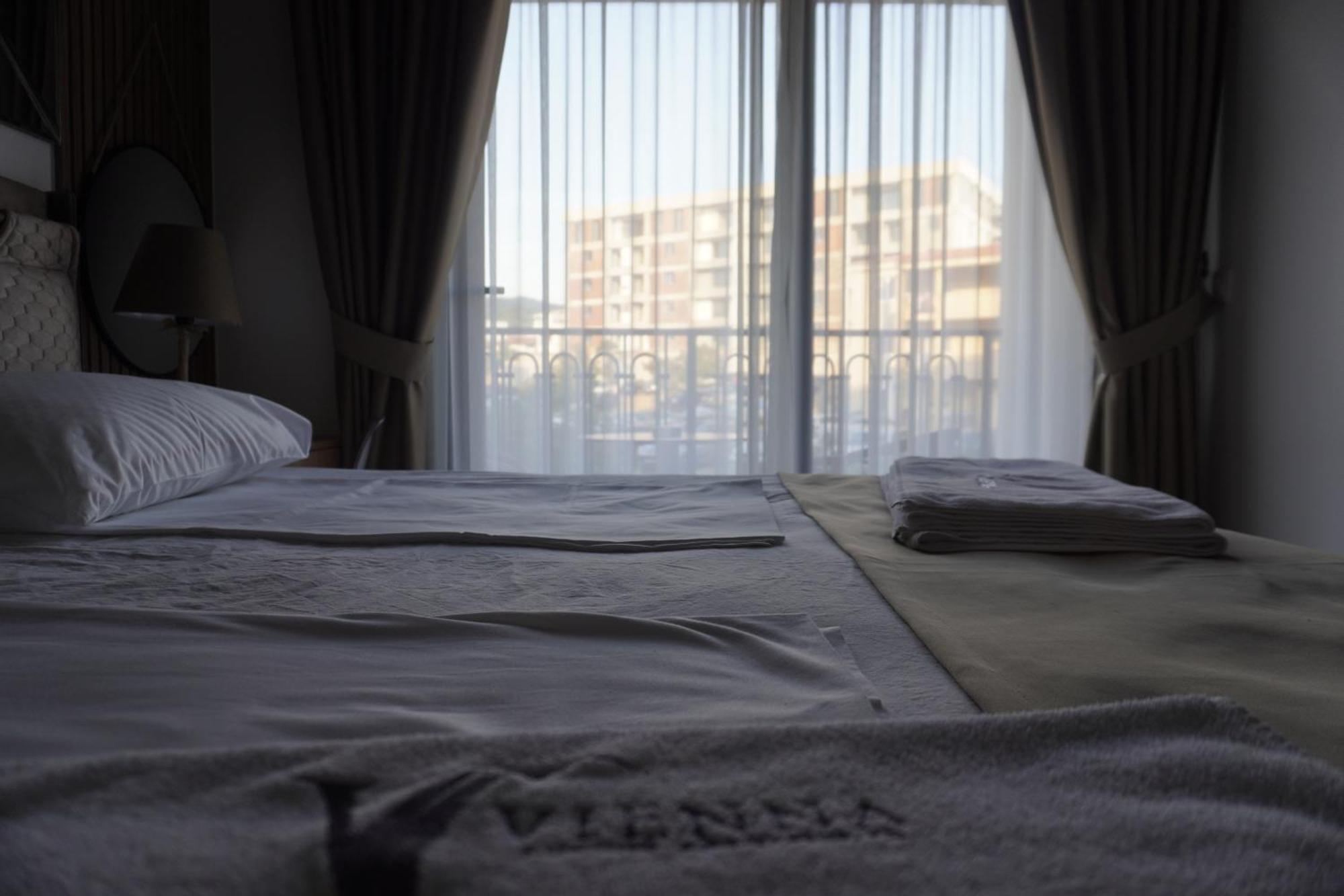 Vienna Luxury Apartments Dobra Voda Exteriör bild